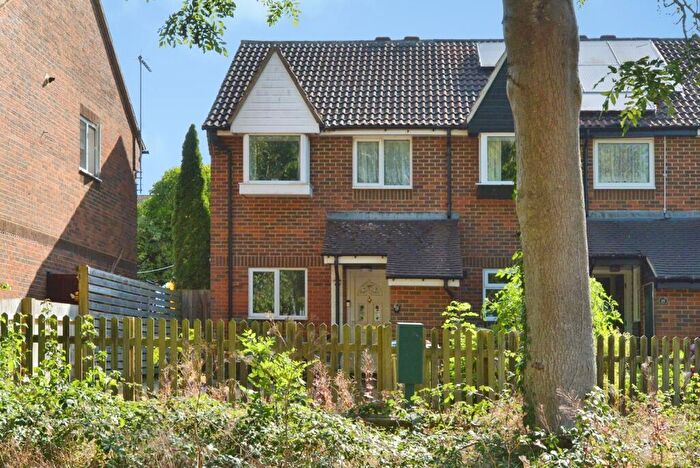 3 Bedroom End Of Terrace House For Sale In Lothersdale, Heelands, Milton Keynes, Buckinghamshire, MK13