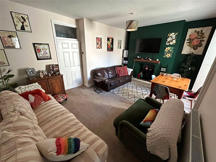 2 Bedroom Flat For Sale In Raglan Place, Weston-Super-Mare, Somerset, BS23