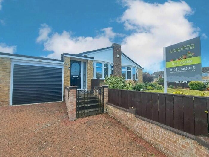 3 Bedroom Detached House For Sale In Walmer Crescent, New Marske, Redcar, TS11