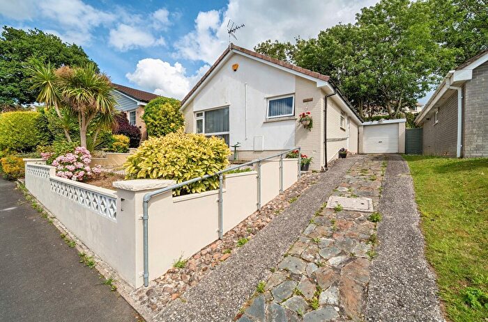 2 Bedroom Detached Bungalow For Sale In Heath Park, Newton Abbot, Devon, TQ12