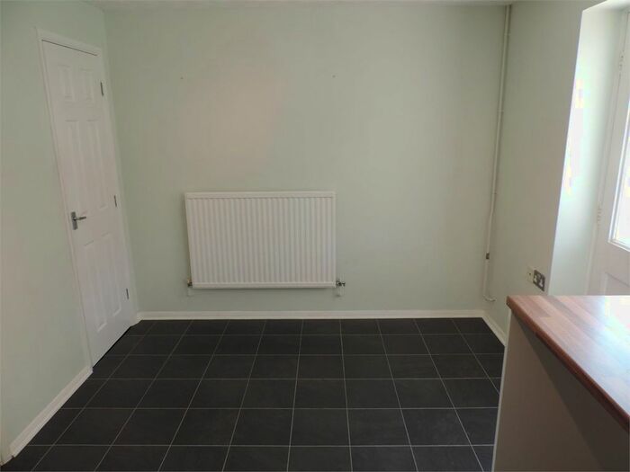 3 Bedroom End Of Terrace House To Rent In Wetherby Close, Bourne, PE10