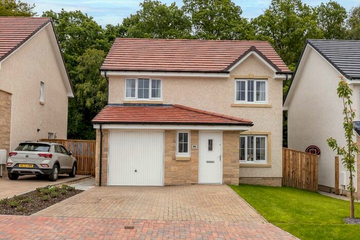 3 Bedroom Detached House For Sale In Red Burn Wynd, Helensburgh, Dunbartonshire, G84