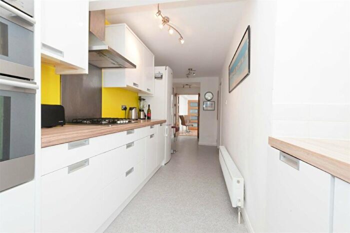 2 Bedroom Flat To Rent In Atlingworth Street, Brighton, East Sussex, BN2