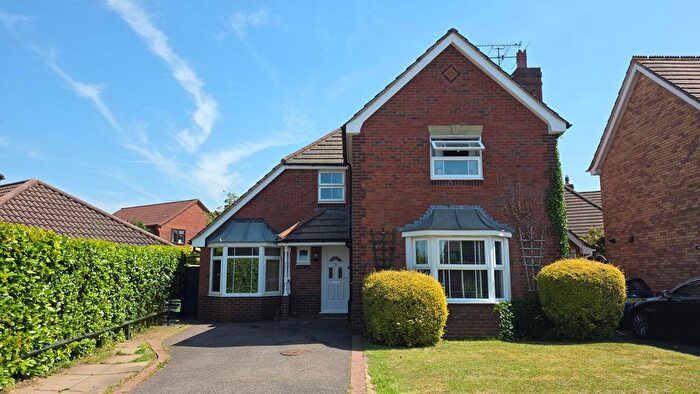 4 Bedroom Detached House For Sale In Roman Way, Southam, CV47
