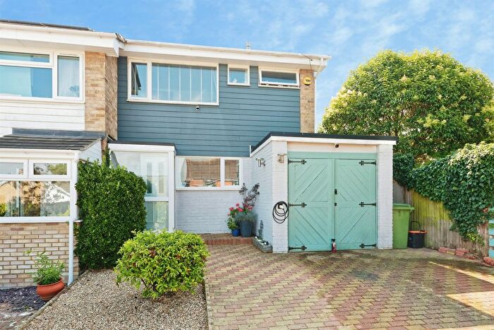 3 Bedroom Semi-Detached House For Sale In Berkeley Close, Dunkirk, Faversham, ME13