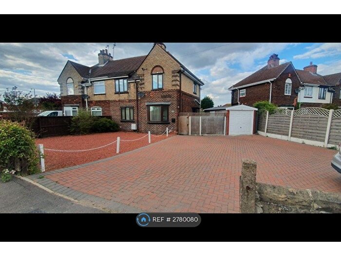 3 Bedroom Detached House To Rent In Scrooby Road, Bircotes, Doncaster, DN11