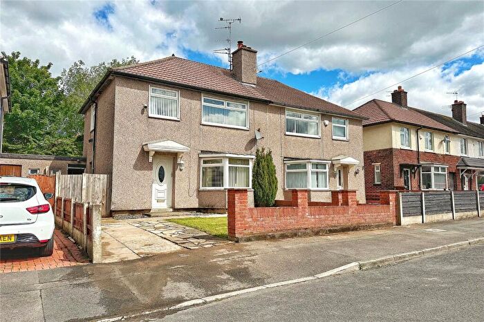 3 Bedroom Semi Detached House For Sale In Morar Road, Dukinfield, Greater Manchester, SK16