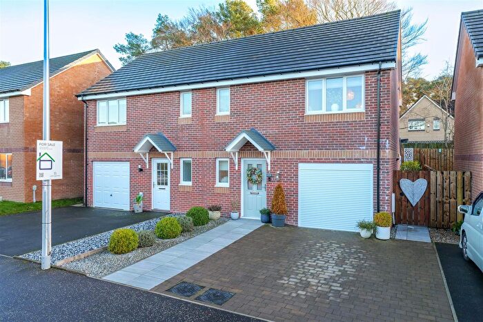 3 Bedroom Semi-Detached House For Sale In Cullen Crescent, Carluke, ML8