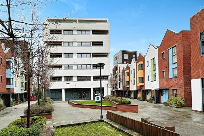 1 Bedroom Flat To Rent In Paintworks - Arnos Vale, BS4