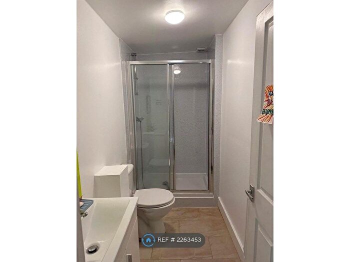 6 Bedroom End Of Terrace House To Rent In Egremont Place, Brighton, BN2