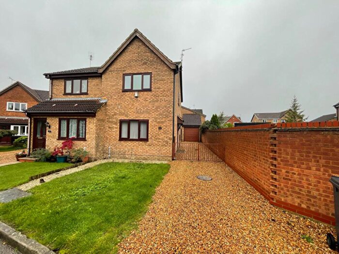 2 Bedroom Semi-Detached House To Rent In Barn Close, Stilton, PE7