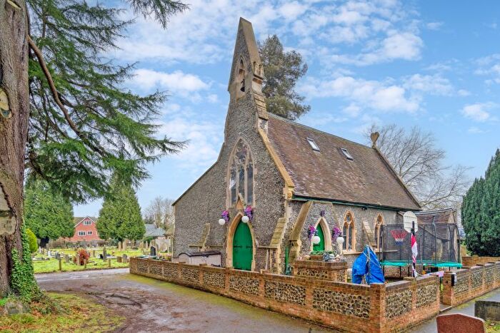 3 Bedroom Detached House For Sale In Old Chorleywood Road, Rickmansworth, WD3