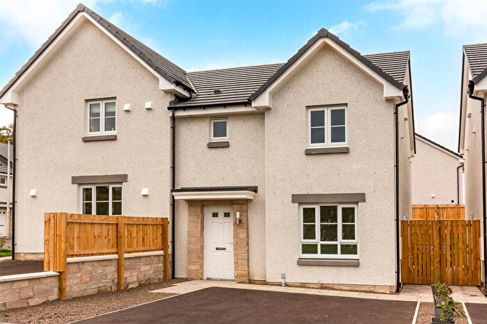 3 Bedroom Semi-Detached House For Sale In Normande Road, Huntingtower, Perth, PH1