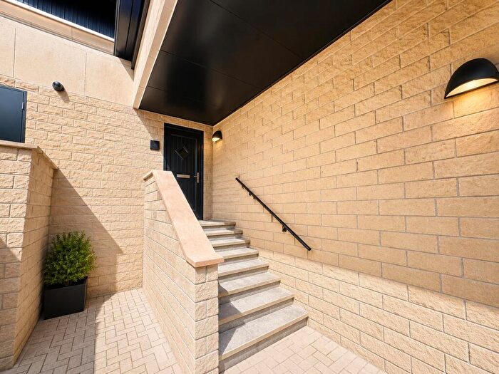 1 Bedroom Apartment To Rent In Croft Road, Bingley, BD16