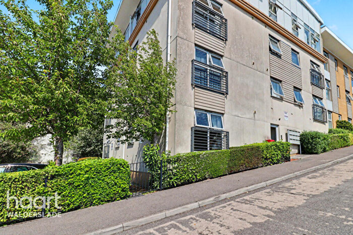 1 Bedroom Apartment For Sale In Ward View, Chatham, ME5