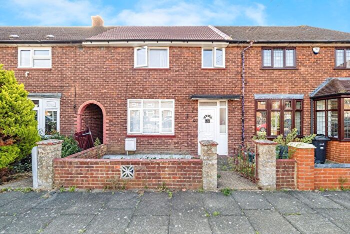 2 Bedroom Terraced House For Sale In Marlyon Road, Ilford, IG6