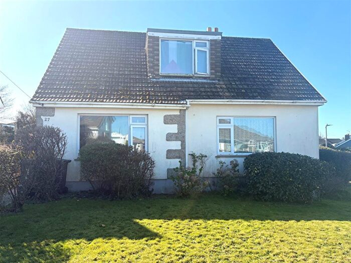 4 Bedroom Bungalow For Sale In Green Lane, Penryn, TR10