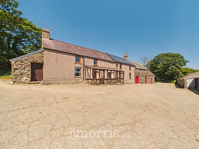 3 Bedroom Smallholding For Sale In Henne Fawr, Tufton, Clarbeston Road, Pembs, SA63