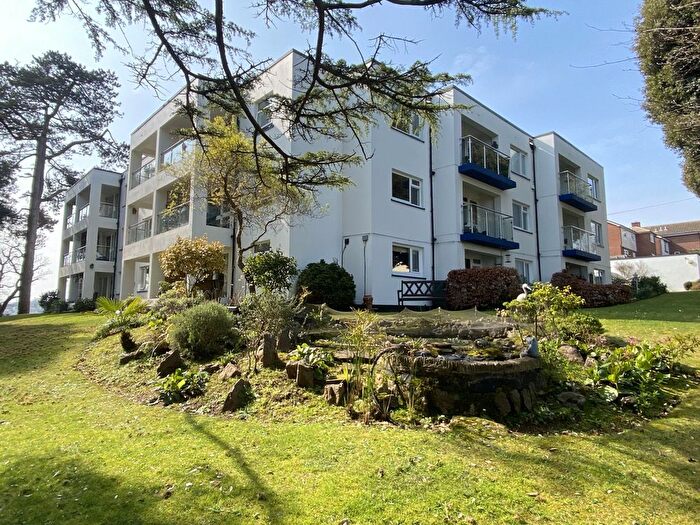 1 Bedroom Flat For Sale In East Cliff Road, Dawlish, EX7