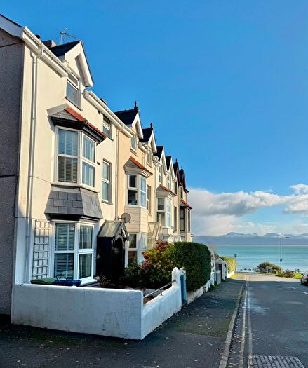 4 Bedroom Terraced House To Rent In Bronheulog, Glasfor Terrace, Criccieth, LL52