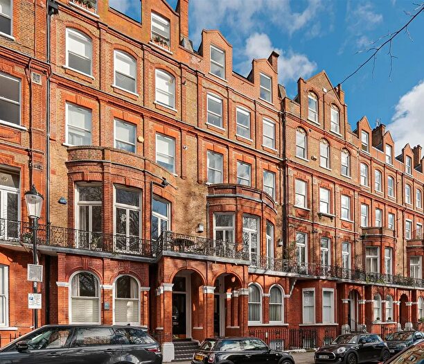 2 Bedroom Flat To Rent In Gledhow Gardens, London, SW5