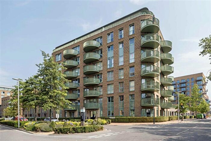 3 Bedroom Flat To Rent In Ottley Drive, Kidbrooke, SE3