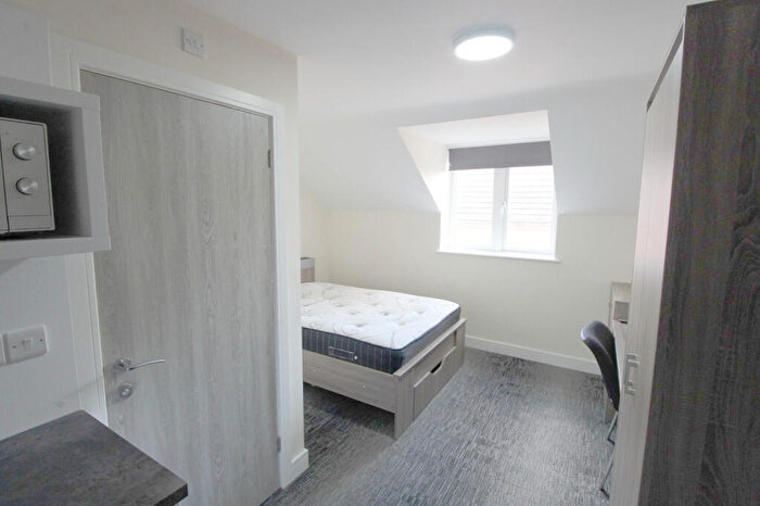 Studio To Rent In Clay Lane, Coventry, CV2