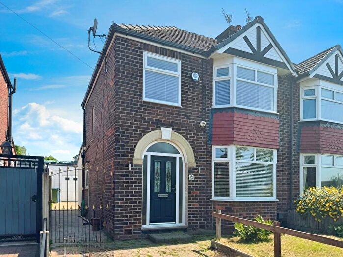 3 Bedroom Semi-Detached House To Rent In Shaw Hall Avenue, Hyde, Greater Manchester, SK14