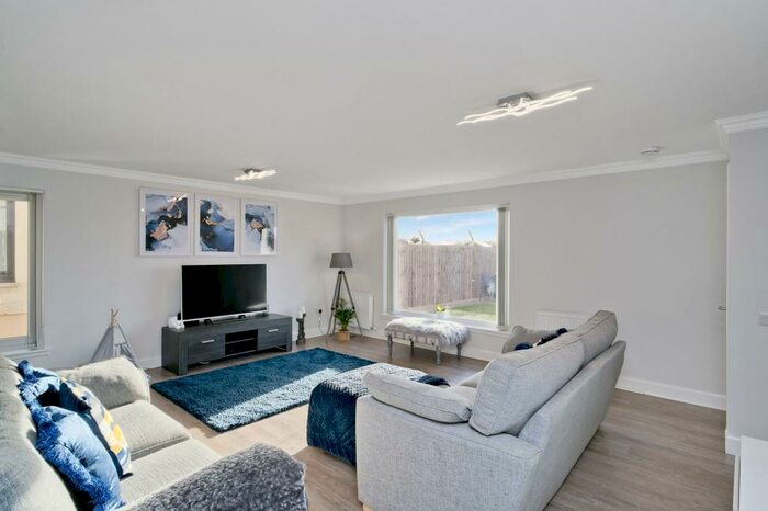 4 Bedroom Detached House For Sale In Lennymuir, Cammo, EH12