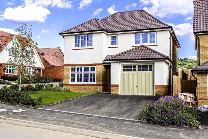 4 Bedroom Detached House To Rent In Honeysuckle Avenue, Cheltenham, GL53