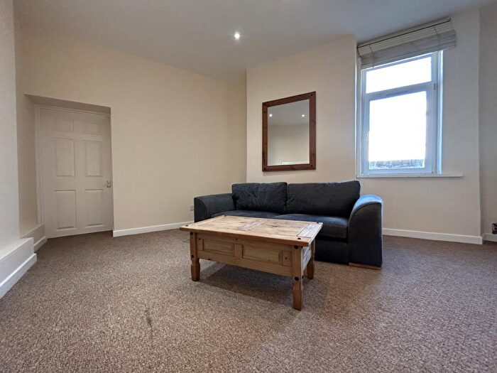1 Bedroom Flat To Rent In Stacey Road, Roath, CF24
