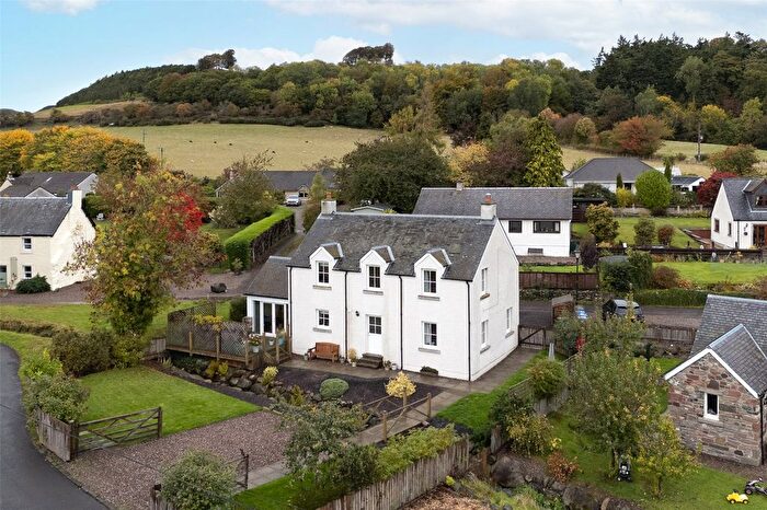 3 Bedroom Detached House For Sale In Burnview, Rait, Perth, Perth And Kinross, PH2