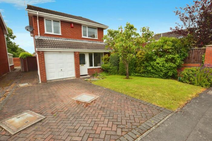3 Bedroom Detached House For Sale In Dutton Drive, Spital, CH63