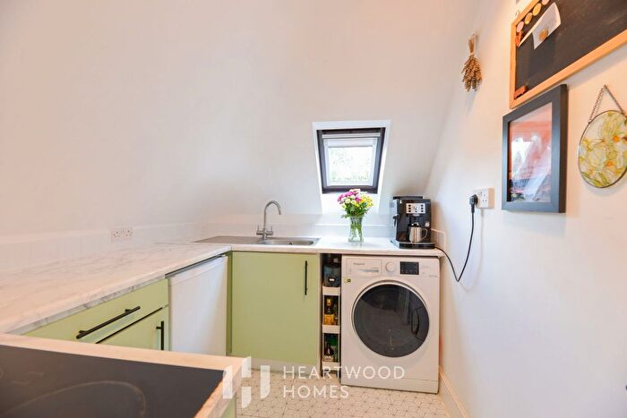 1 Bedroom Flat For Sale In London Road, St Albans, AL1