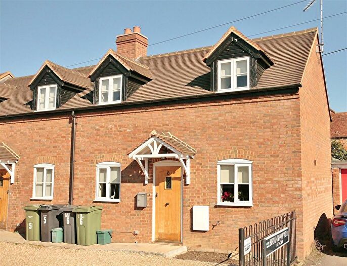 2 Bedroom End Of Terrace House To Rent In Birmingham Yard, Benson, Wallingford, OX10