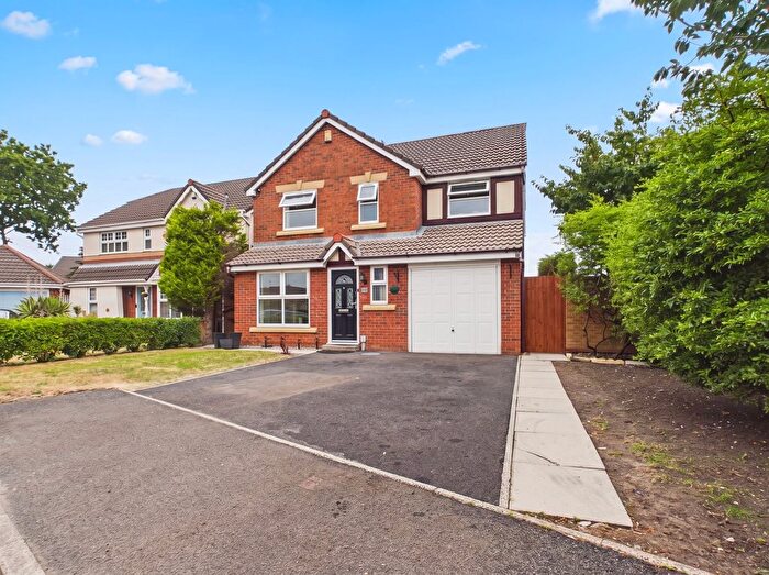4 Bedroom Detached House For Sale In Cosgate Close, Orrell, Wigan, WN5