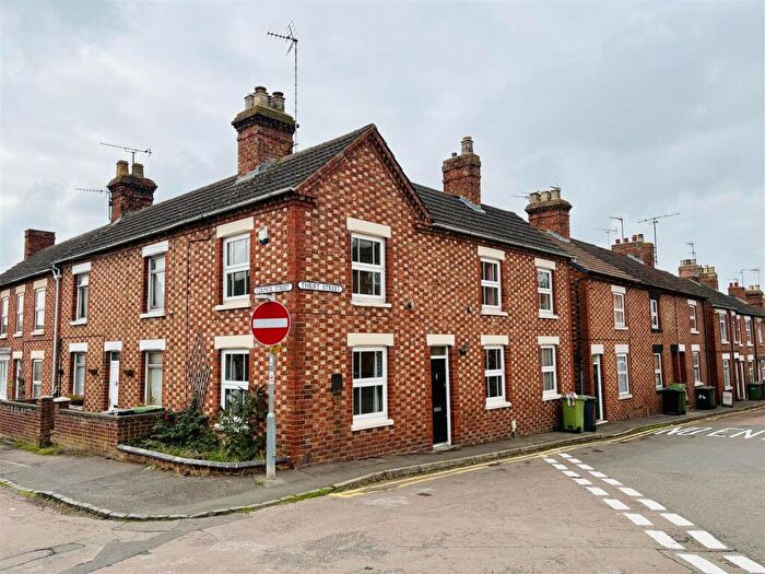 2 Bedroom Semi-Detached House For Sale In Thrift Street, Wollaston, NN29