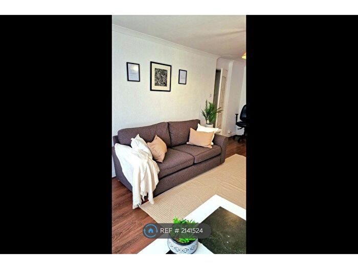 1 Bedroom Flat To Rent In Phoenix Place, Dartford, DA1