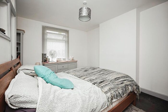 3 Bedroom Terraced House For Sale In Mayfield Avenue, Dover, Kent, CT16