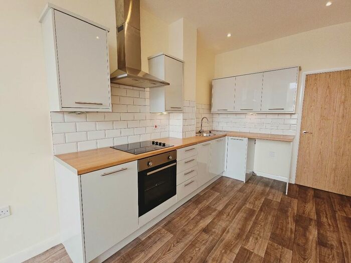 1 Bedroom Flat To Rent In Green Street, Gillingham, ME7