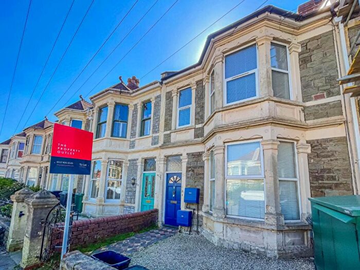 2 Bedroom Apartment To Rent In Beaconsfield Road, Knowle, Bristol, BS4