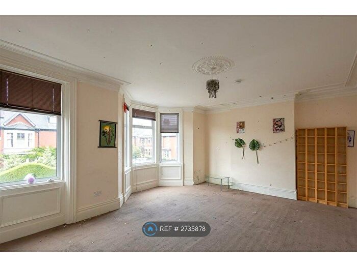 7 Bedroom Terraced House To Rent In Simonside Terrace, Newcastle Upon Tyne, NE6
