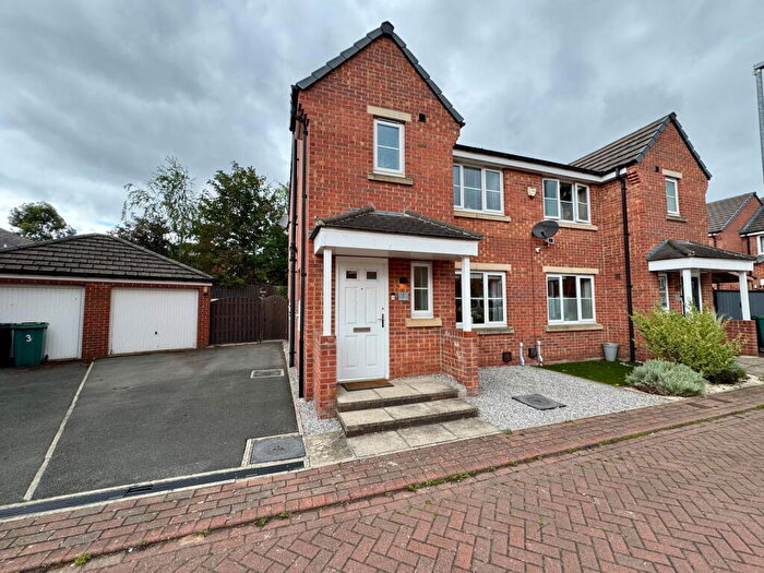 3 Bedroom Semi-Detached House For Sale In Blackthorn Way, Scissett, Huddersfield, HD8