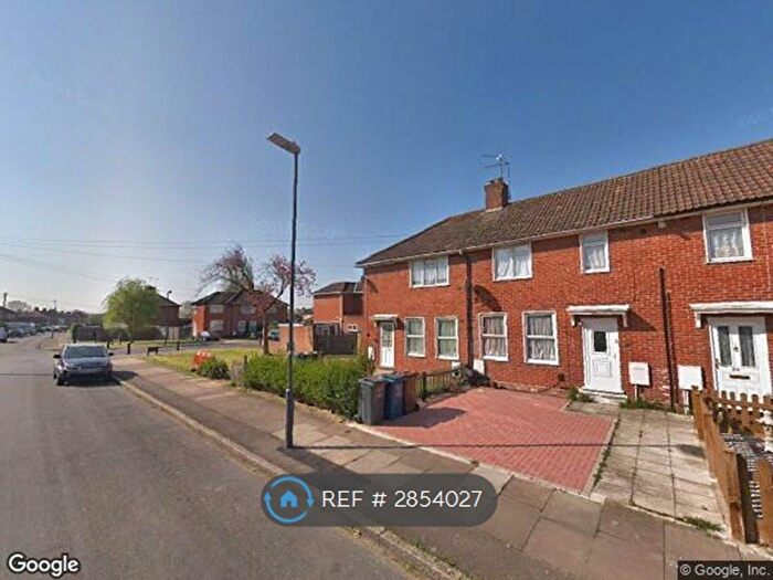 2 Bedroom Flat To Rent In Kenton, Harrow, HA3