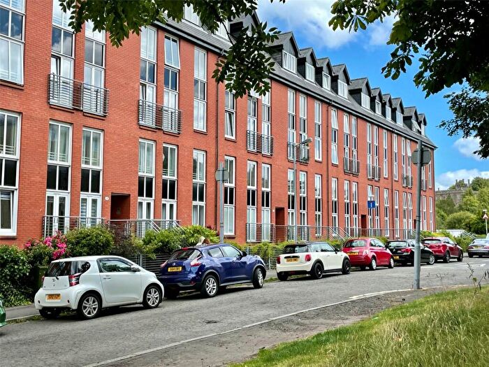 1 Bedroom Flat To Rent In Randolph Gate, Broomhill, G11