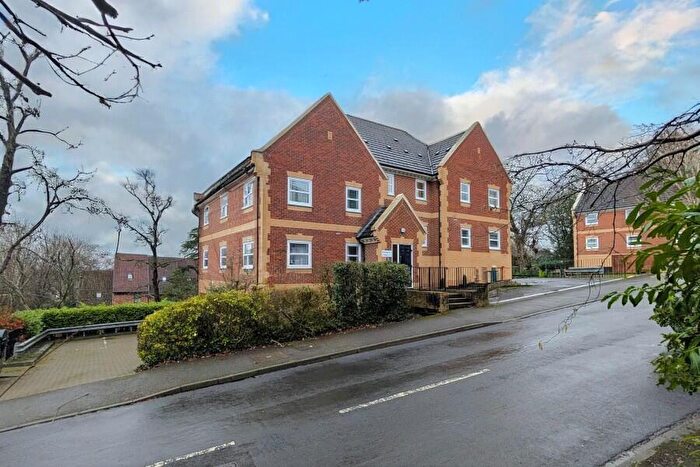 2 Bedroom Apartment To Rent In Woking, Surrey, GU21