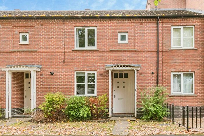 3 Bedroom Terraced House For Sale In Lyndale Court, Winsford, CW7