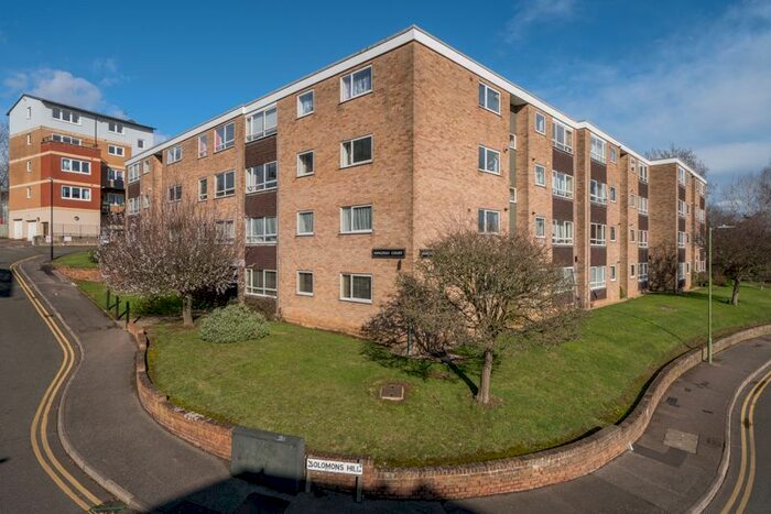 2 Bedroom Flat To Rent In Solomons Hill, Rickmansworth, WD3