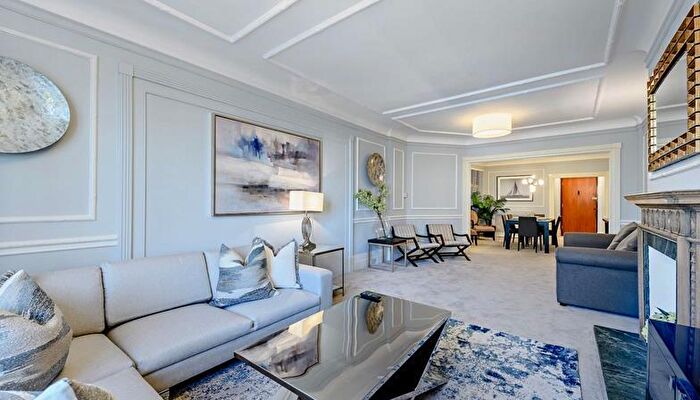 5 Bedroom Apartment To Rent In Strathmore Court, Park Road, St Johns Wood, London, NW8