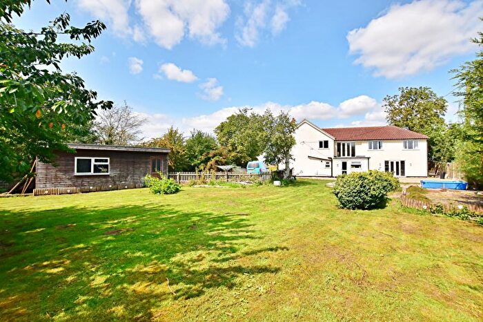 4 Bedroom Detached House For Sale In Market Rasen Road, Dunholme, Lincoln, LN2